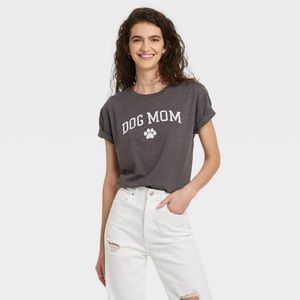 dog mom tee